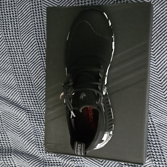 Adidas NMD R1 Camo Sneakers.BRAND NEW IN BOX. NEVER WORN or TRIED ON!!!!! - Picture 6 of 7